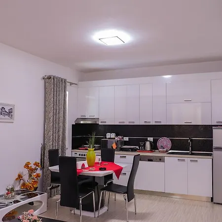 Ariadnes Apartment *